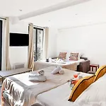 Bluestay 130 - Charmant Appartement A Paris 2