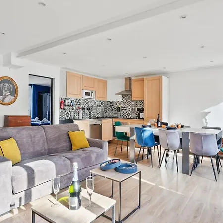 Apartment Bluestay 130 - A 2 Paris