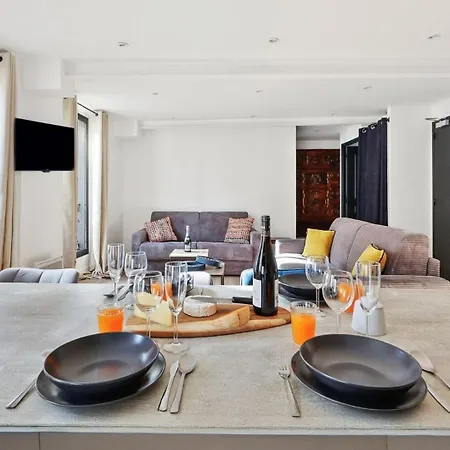 Bluestay 130 - A 2 Apartment