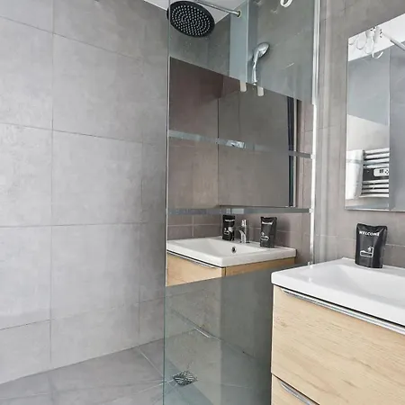 Bluestay 130 - A 2 Apartment